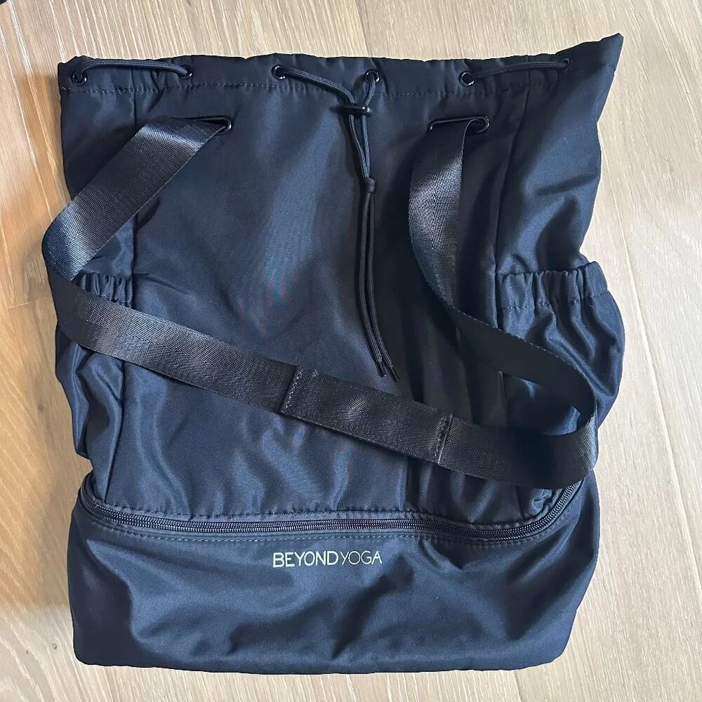Beyond Yoga Convertible Gym Bag Athleisure Sporty Backpack